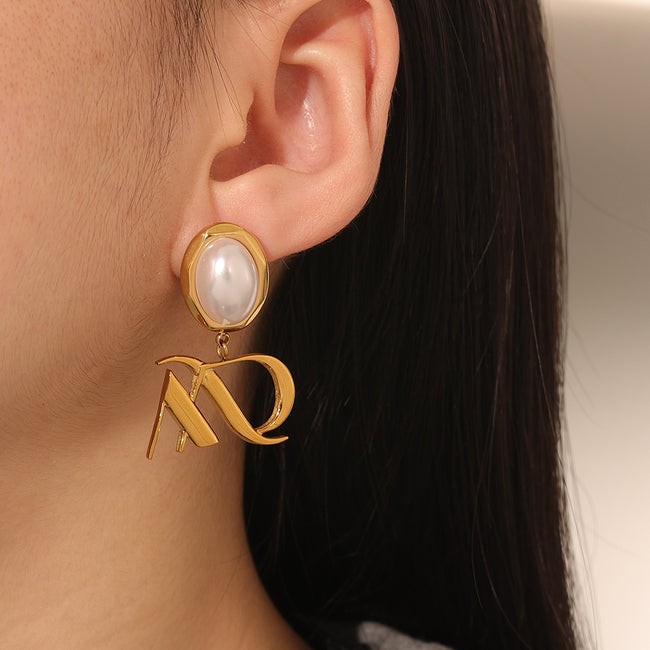 Les boucles d'oreilles Rayane - PRÉCOMMANDE SEULEMENT