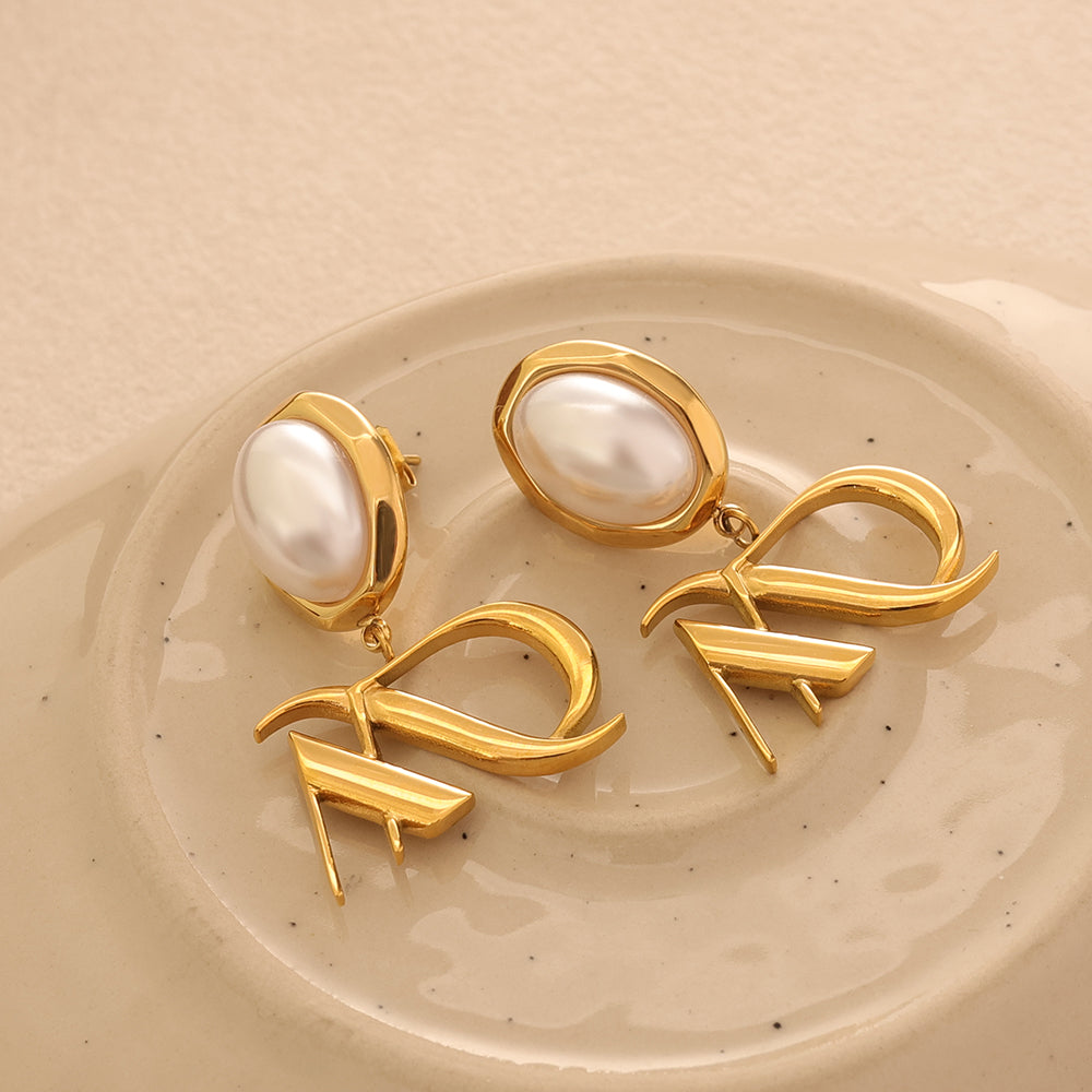 Les boucles d'oreilles Rayane - PRÉCOMMANDE SEULEMENT